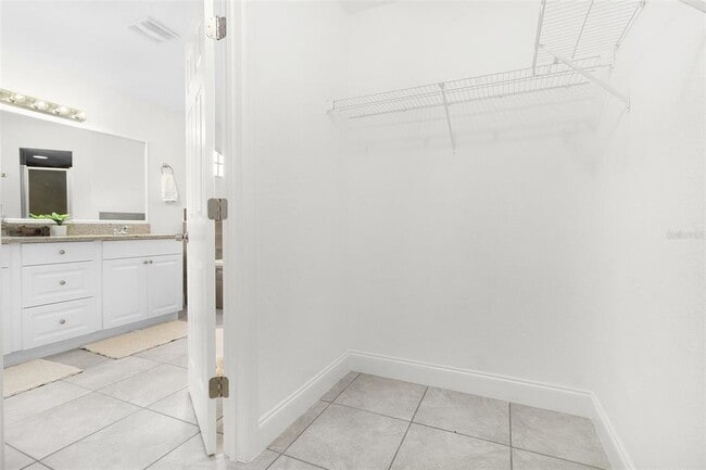 Building Photo - 525 Drayton Rd