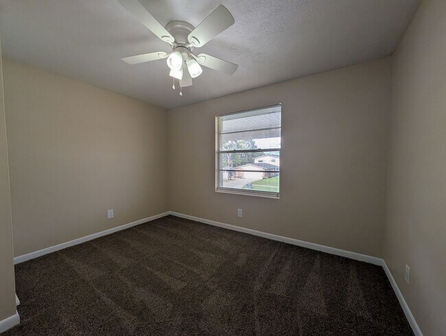 Building Photo - 6038 mh