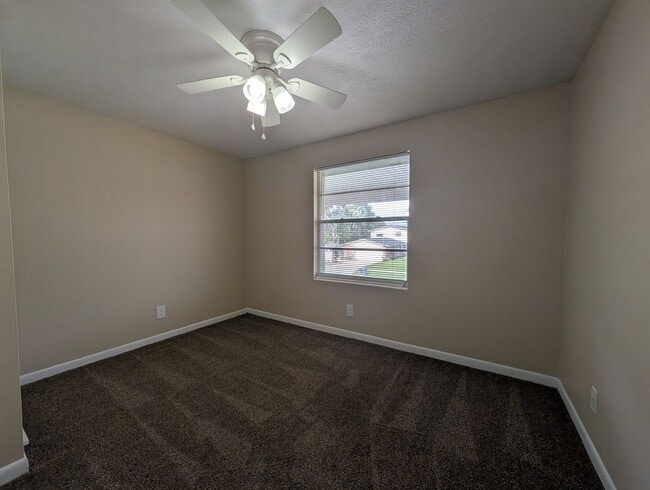 Building Photo - AVAILABLE NOW!! VERY LARGE, 3 Bedroom 2 Bath in convenient Westside location - Close to NAS and I...