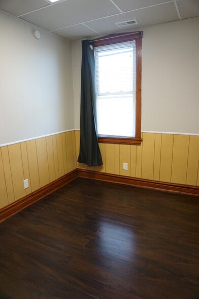 Bedroom #2 - 2109 S 59th Ct