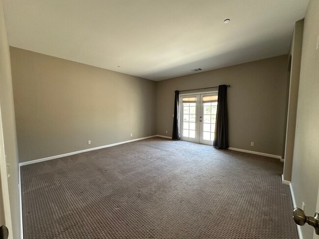 Building Photo - 58064 Bonanza Dr