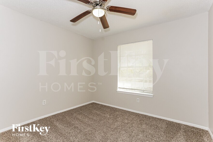 Building Photo - 1602 Geraldine Ln