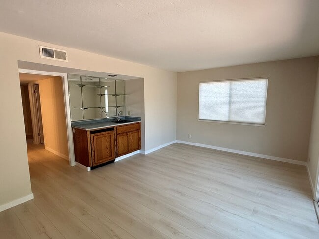 Building Photo - Exceptional Forest Glen Home Near Apple Park & Silicon Valley Tech Campuses