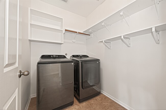 Building Photo - 24919 Spring Aspen Ct