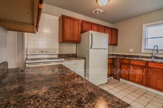 Building Photo - 3315 176th St