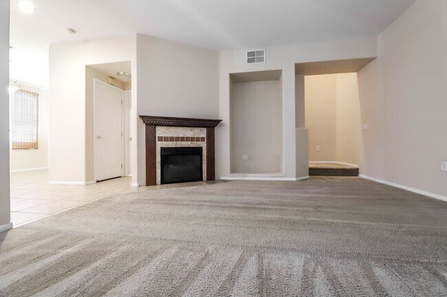 Building Photo - Northwest Las Vegas Gated Community Living with Resort-Style Amenities!