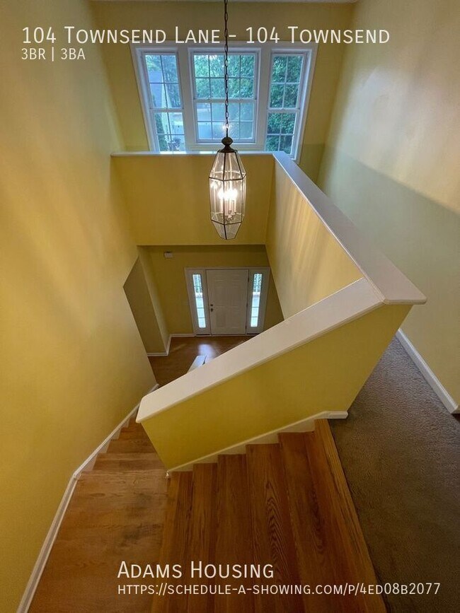 Building Photo - 104 Townsend Ln