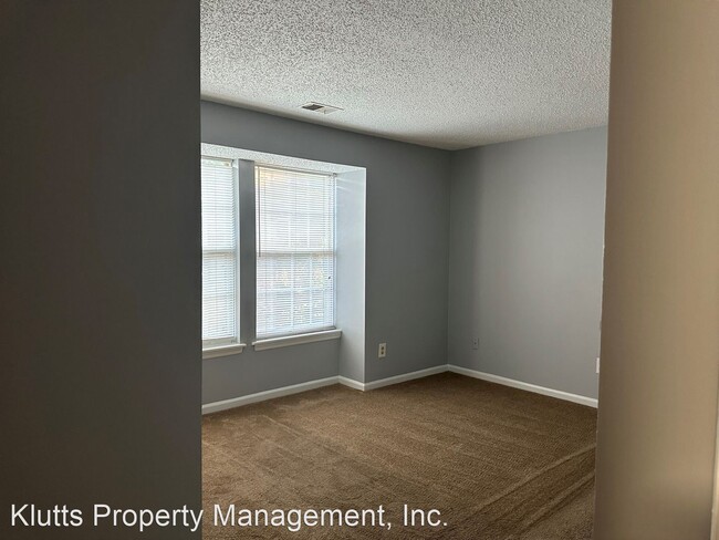 Building Photo - 3 br, 2 bath House - 1630 Arlyn Circle Unit J