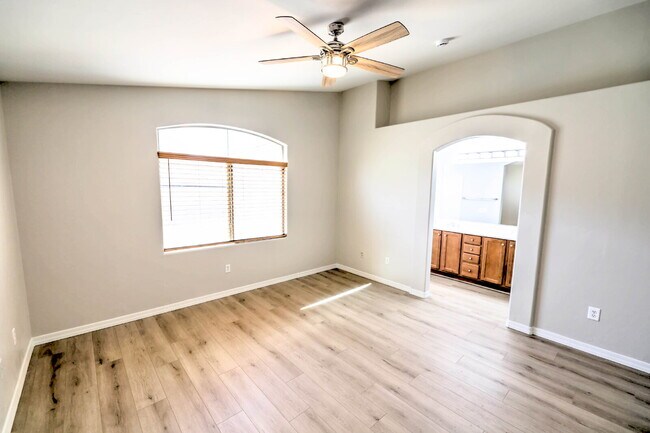 Building Photo - Newly remodeled 4 Bedroom in gated community!