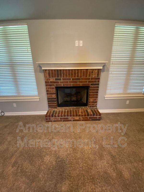 Building Photo - 5312 Charleston Dr