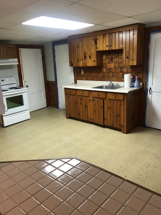 Kitchen - 150 West St