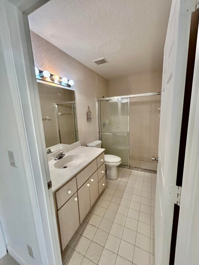 Building Photo - 7818 Stirling Bridge Blvd S