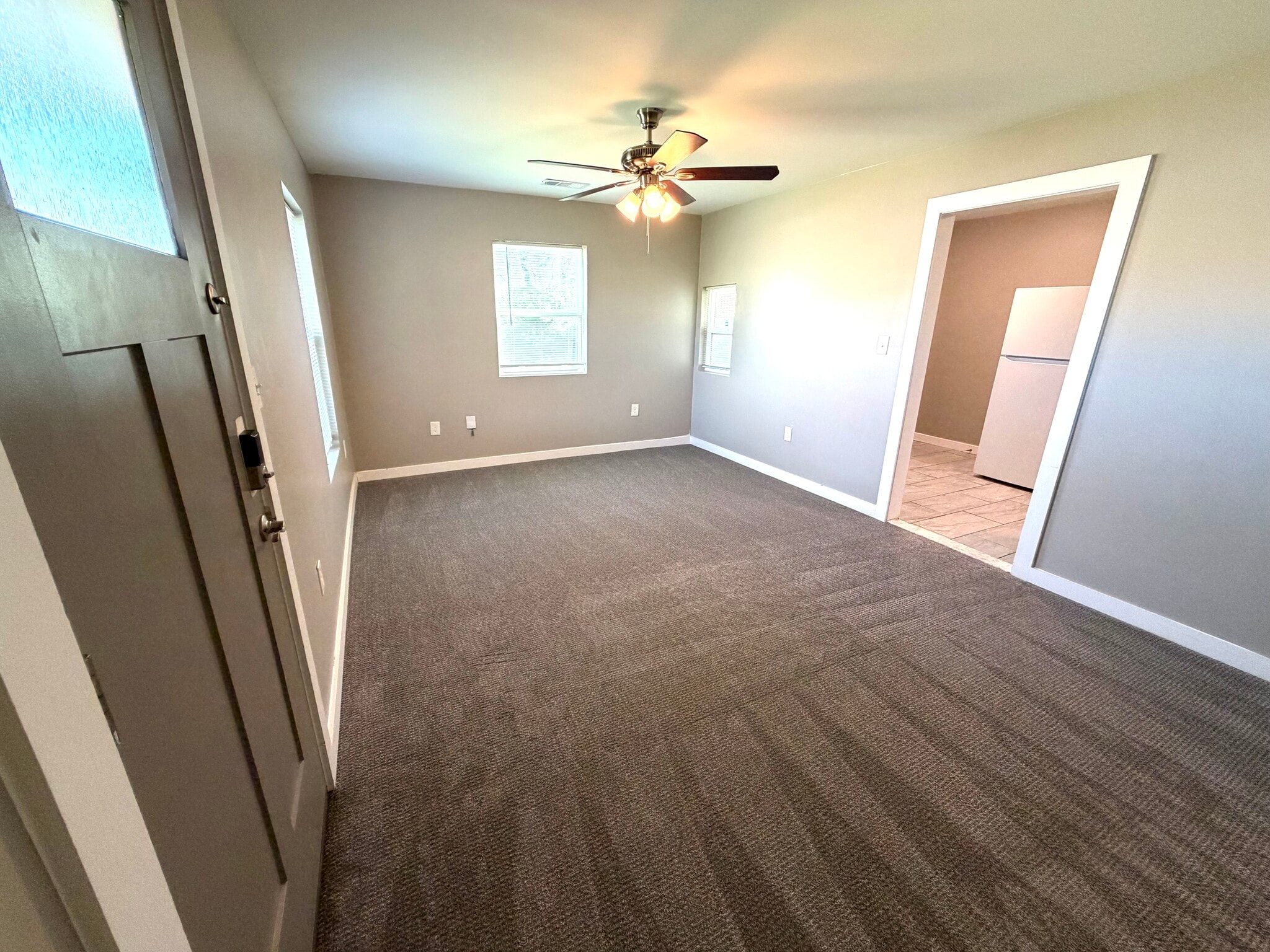 Building Photo - 2248 Areba St