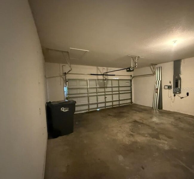Building Photo - 6223 35th Ct E
