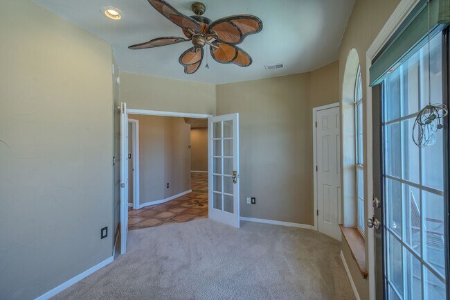 Building Photo - 111 Coker Ln