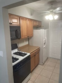 Building Photo - 240 SW 7th St