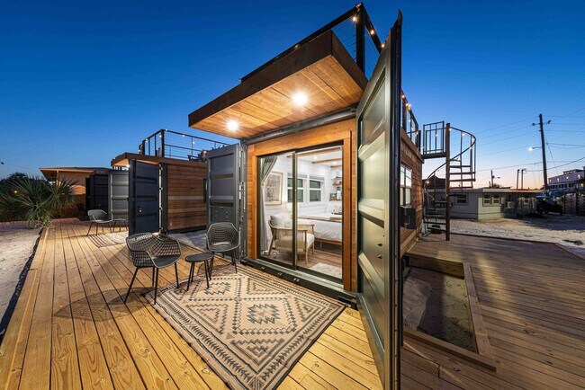 Building Photo - 316 Bream Ave