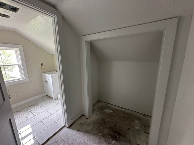 Building Photo - FULLY RENOVATED! 3 Bed/2 Bath in Wanchese