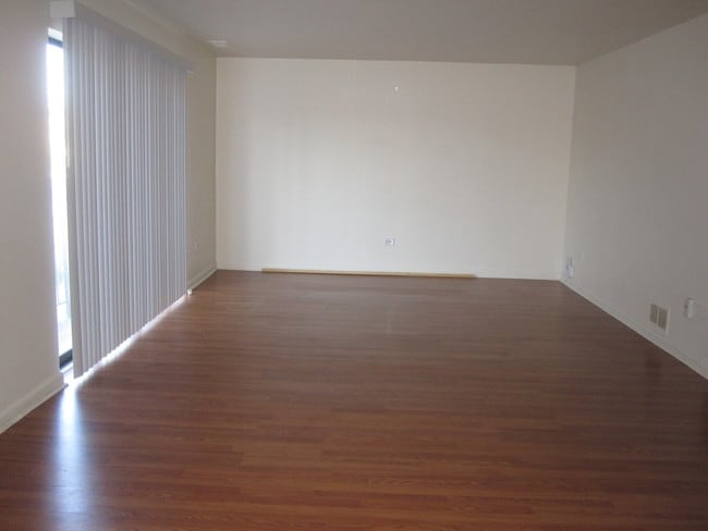 Building Photo - 2310 N Harlem Ave