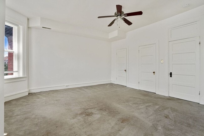 Building Photo - Professionally Managed// 3 Bedroom 2 Bathroom Condo // Kalorama/Dupont Circle// 1 Parking Spot In...