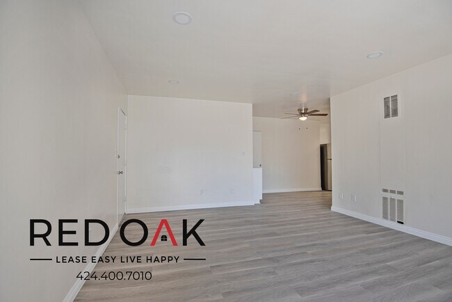 Building Photo - 1327 Laurel Ave