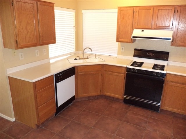 Building Photo - 1214 E Artesian Way