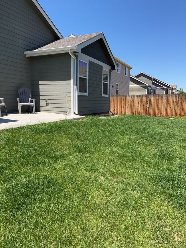 Building Photo - 3bd 2ba -  Ranch-Style Living in Northwest Loveland