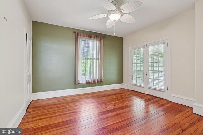 Building Photo - 1420 Pennsylvania Ave