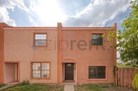 Building Photo - 815 E Sugarcane Dr