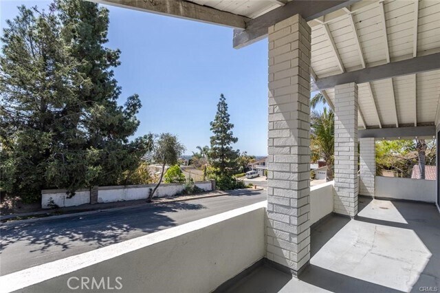 Building Photo - 2845 E Featherhill Dr