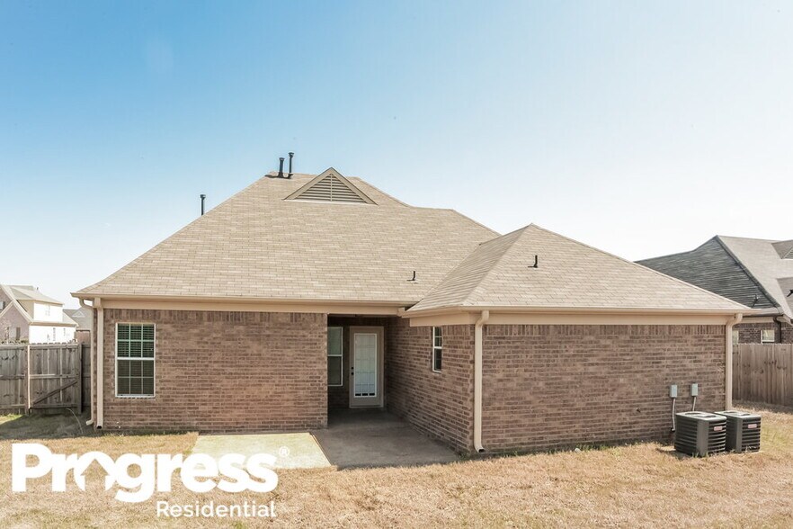 Building Photo - 8985 Gavin Dr