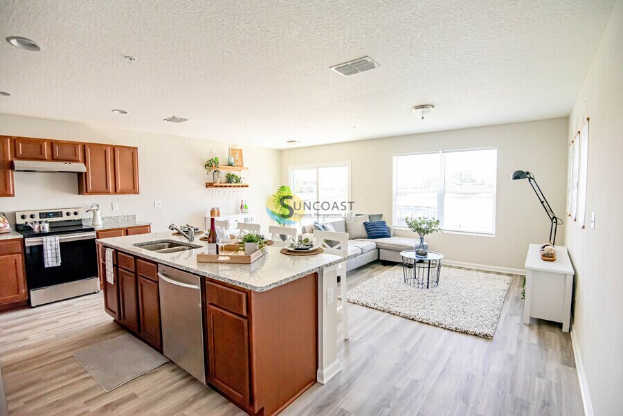 Building Photo - 9237 Western Way