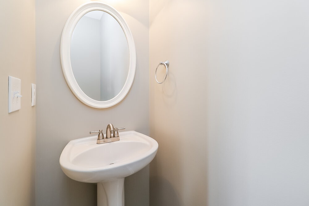 Building Photo - 13138 Planters Row Dr