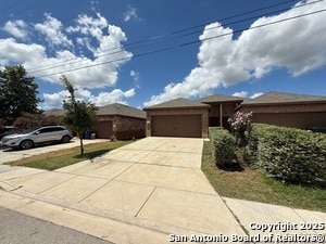 Primary Photo - 2532 Pahmeyer Rd