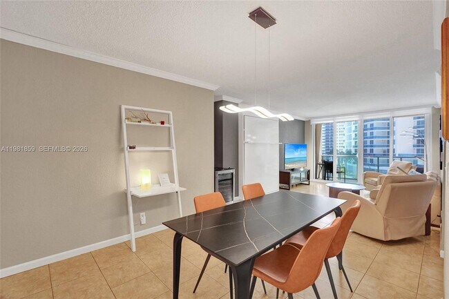 Building Photo - 2501 S Ocean Dr