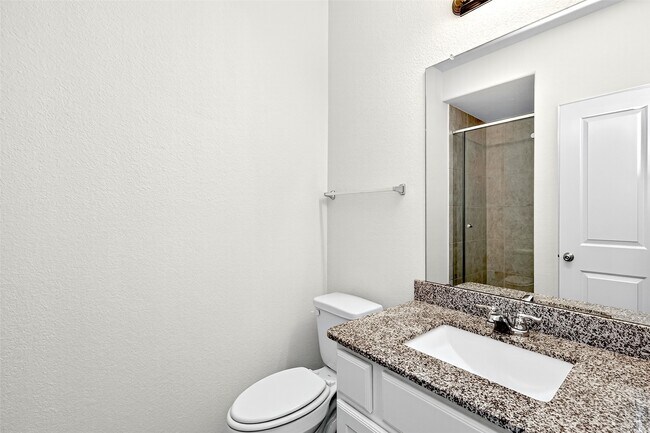 Building Photo - 29897 Dovetail Blf Ln