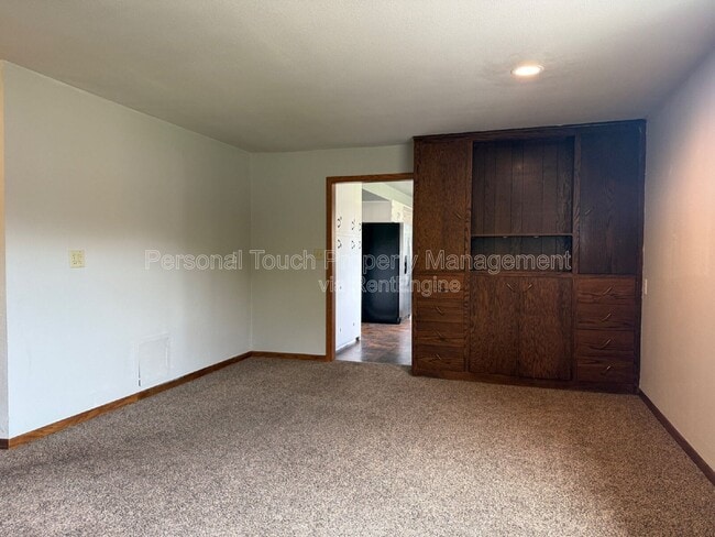 Building Photo - 1824 14th St S