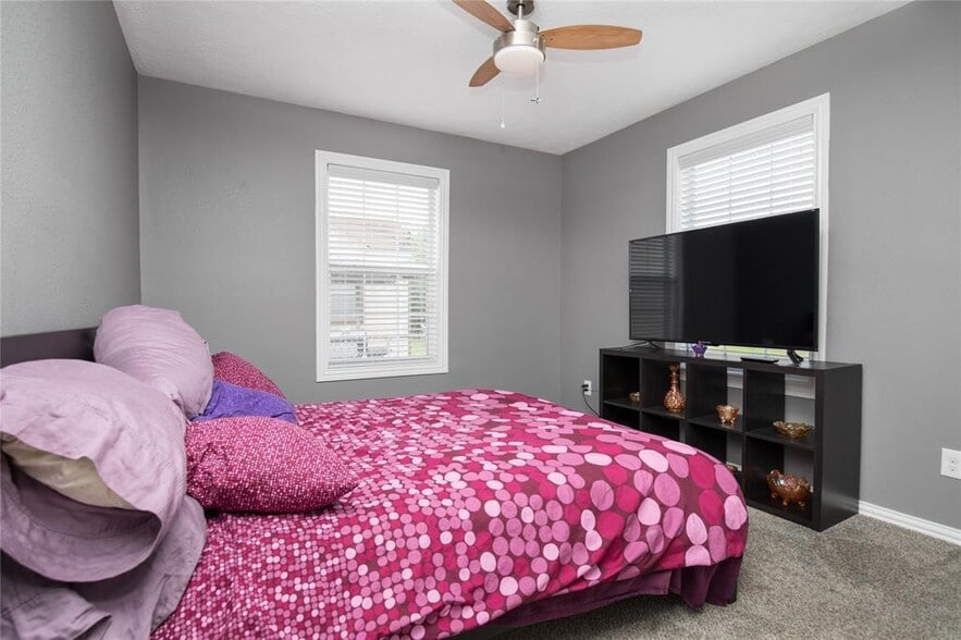 Building Photo - 126 Pennsylvania St