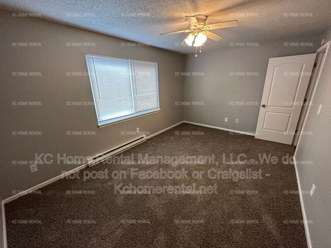 Building Photo - 551 N Somerset Terrace