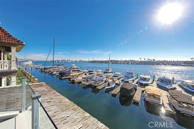 Building Photo - 2636 Bayshore Dr