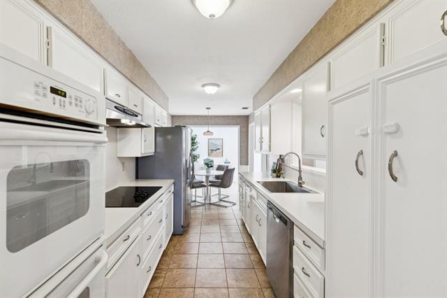 Building Photo - 9702 Summerhill Ln