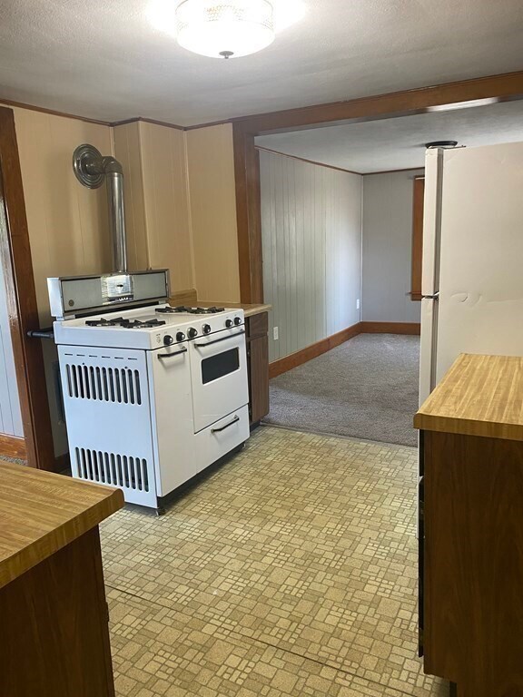 Building Photo - 21 Plainfield Ave