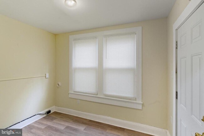 Building Photo - 2653 N Colorado St