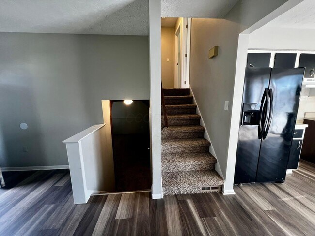 Building Photo - 1597 Rock Creek Dr