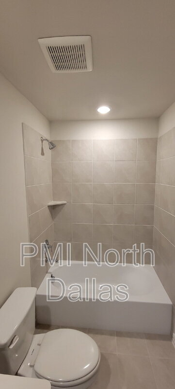Building Photo - 10609 Potawatomi Ln