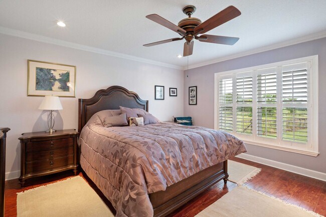 Building Photo - Country living close to everything - 3 bed, 3.5 bath, on an acre