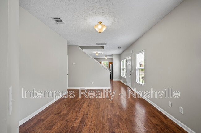 Building Photo - 8619 Altesse Way