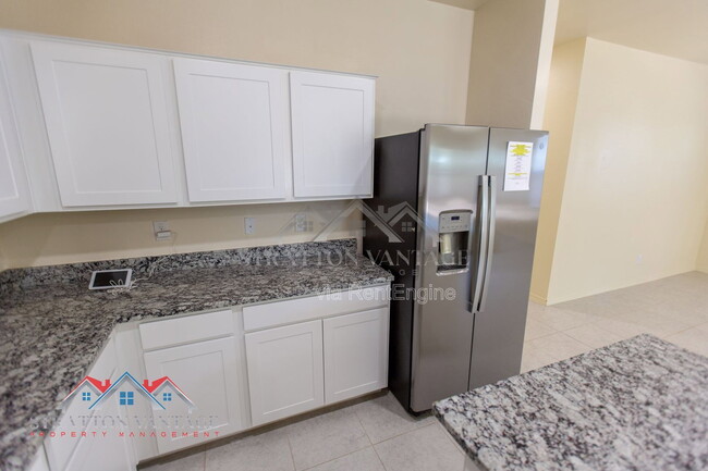 Building Photo - 5771 E Thetis Dr