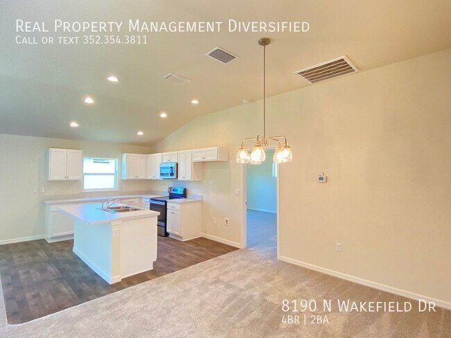 Building Photo - 8190 N Wakefield Dr