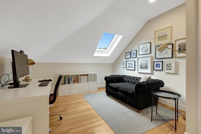 Building Photo - 6305 Dunaway Ct